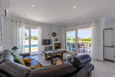 Ferienhaus Deluxe Villa Pitó