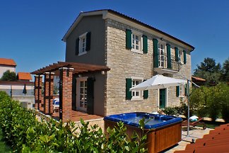 Villa Nika