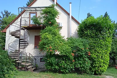 Margaret Apartman