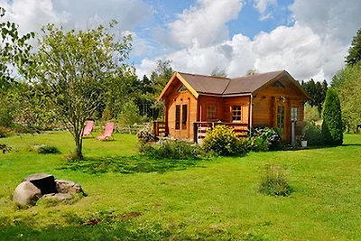 Chalet nella riserva naturale con il lago