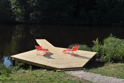 Chalet nella riserva naturale con il lago
