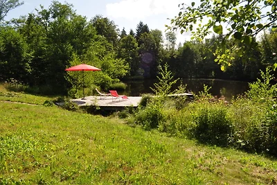 Camera doppia in casa di campagna con lago balneabile privato