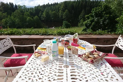 Camera doppia in casa di campagna con lago balneabile privato