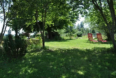 Zimmer Kirsche in Landhaus mit See