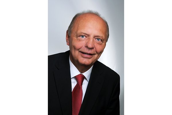 Herr P. Schroetter Herr P. Schroetter