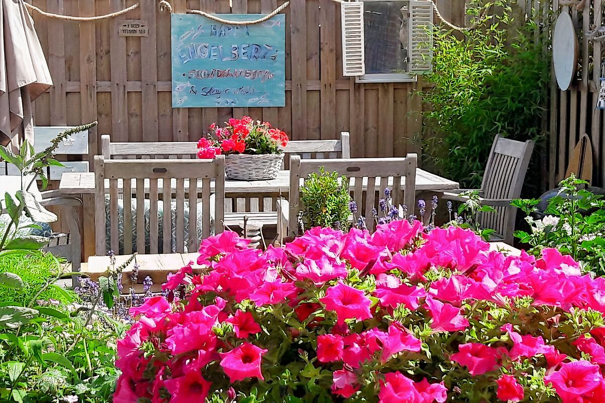 Familien Ferienhaus Engelbert S In Zandvoort Firma