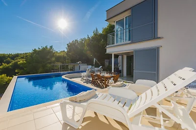 Vacation House Hasija
