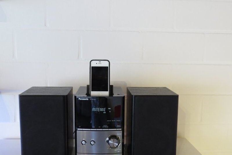 Klangvoller Musikgenuss - ob Radio, CD oder Ihr I-Phone auf der Dockingstation