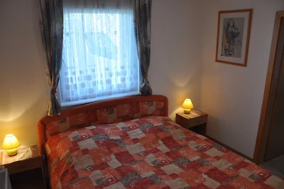 Wohnung -YELLOW-