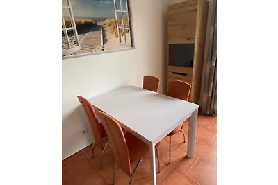 Wohnung -YELLOW-