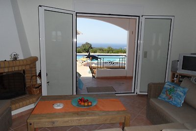 VILLA LOUISA