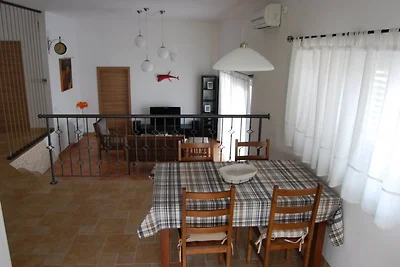Steinhaus Kos Pula