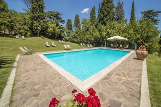 Apartamento con piscina Abete