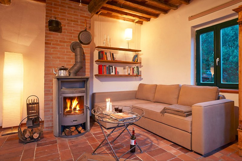 Das Wohnzimmer - gemütlicher Mittelpunkt von Casa Berti auch in der kühleren Jahreszeit