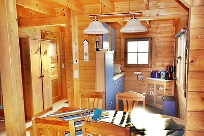 Casa vacanze di tronchi n. 5