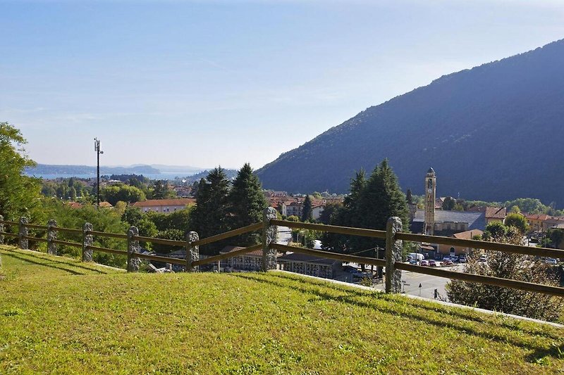 Ca. 1.000 m² großer Sonnengarten mit Barbecue