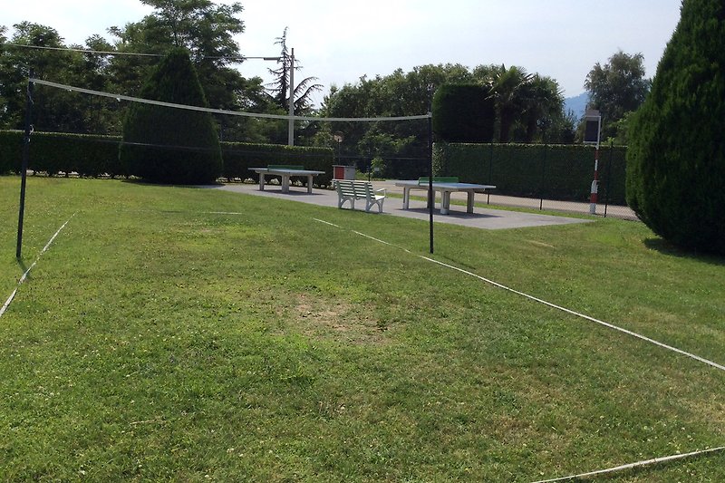 Volleyballfeld in ca. 1,5 km Entfernung