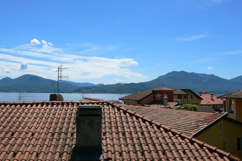 Schöner Blick über die Dächer von Cannero