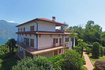 Holiday flat family holiday Cannobio