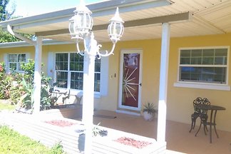 Villa Bahama am Wasser