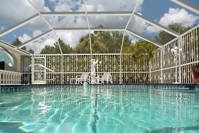 Pool-Home ''HAUS HAMBURG''