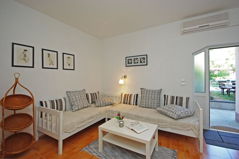 Apartment 1 gemütliche Sitzecke oder auch 2 Hilfsbetten