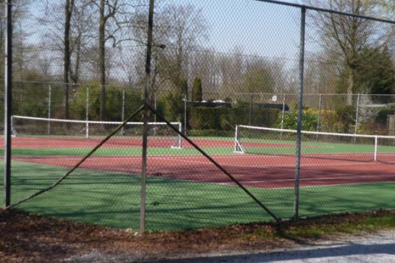 2 Tennisplätze Bremerberg