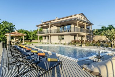 Villa Santa Cruz in Oršanici Haus für 10...