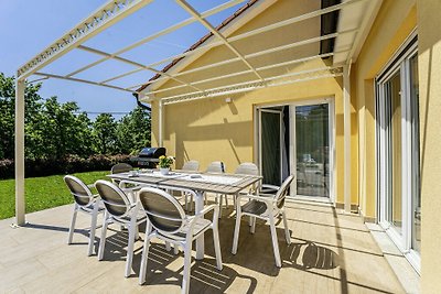 Villa Svenja in Gljušcici Haus für 7 Personen