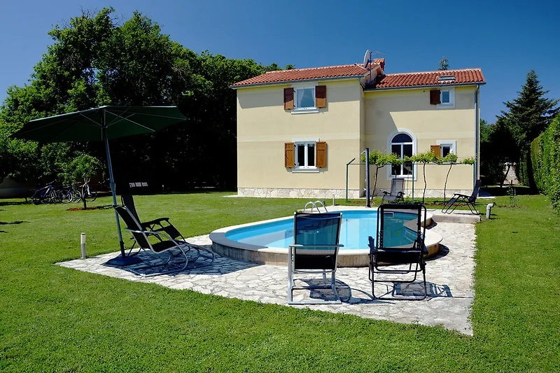 Villa Gardena mit pool und schönen Garten_Wiibuk_villas 