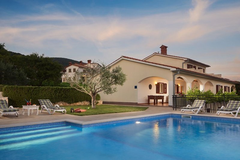 Villa Marevista mit pool in Istria - wiibuk.com