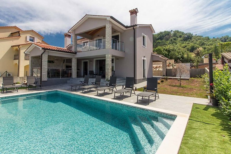Villa Fjolla in Labin mit pool - wiibuk.com