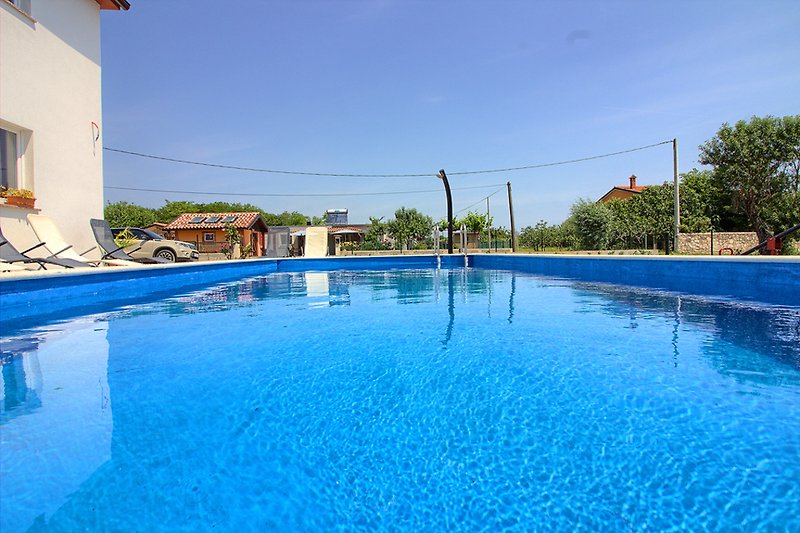 Villa Seve mit pool in Pula - wiibuk.com