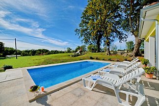 Villa Paradiso , mit pool, 6 pers.