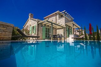 Villa Zeus