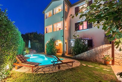 App.Green Paradise, Pool,300m beach