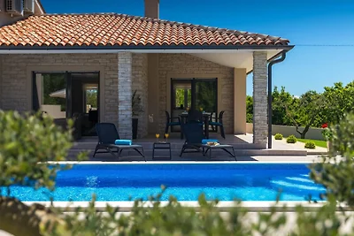 Beautiful Villa Martina with private pool