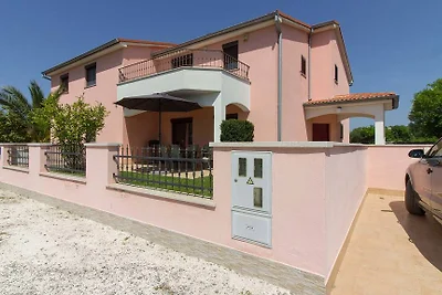 Villa Mary with private pool