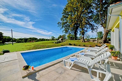Villa Paradiso mit Pool, 6 Pers.