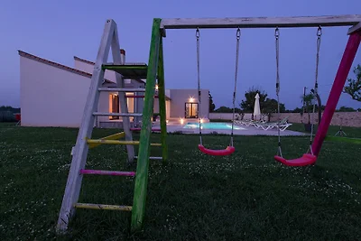 Villa Eva mit Pool 2km vom Strand