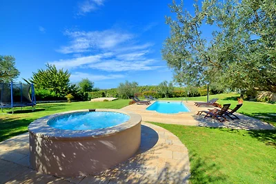 Apartment Mare3 mit Pool, n. Strand