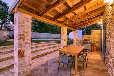 Istrische Villa Sasso mit Pool