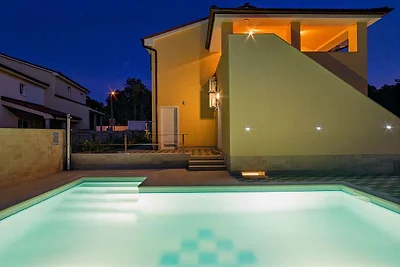 Villa Aurora mit pool 200m Strand