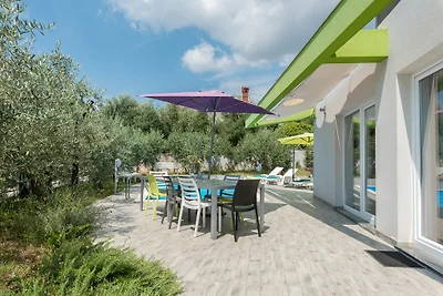 Villa Nika