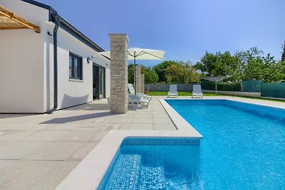 Villa Serenity mit Pool nähe Pula