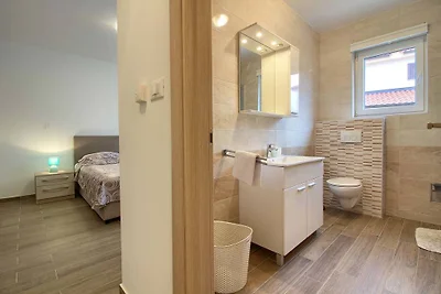 Komplex Olivia-Mar, Meer 200m