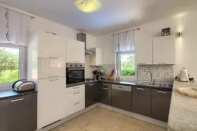Beautiful villa Katarina 300m Beach
