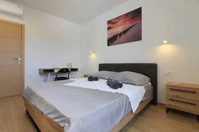 Villa Relax with pool near the beac