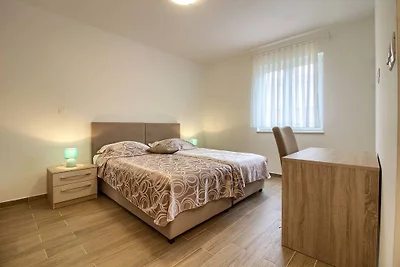 Komplex Olivia-Mar, Meer 200m