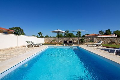 Villa Lavanda mit Pool, für 9 Pers